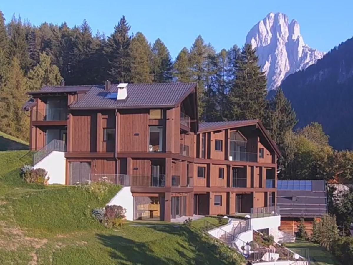 Luxury Chalet P Ortisei Bagian luar foto