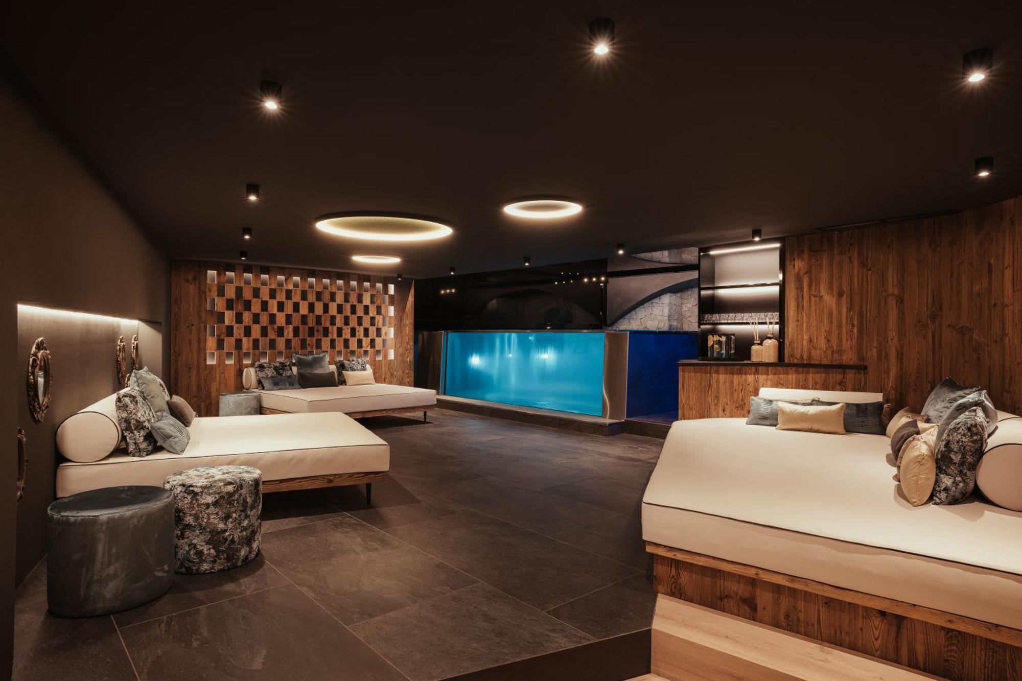 Luxury Chalet P Ortisei Bagian luar foto