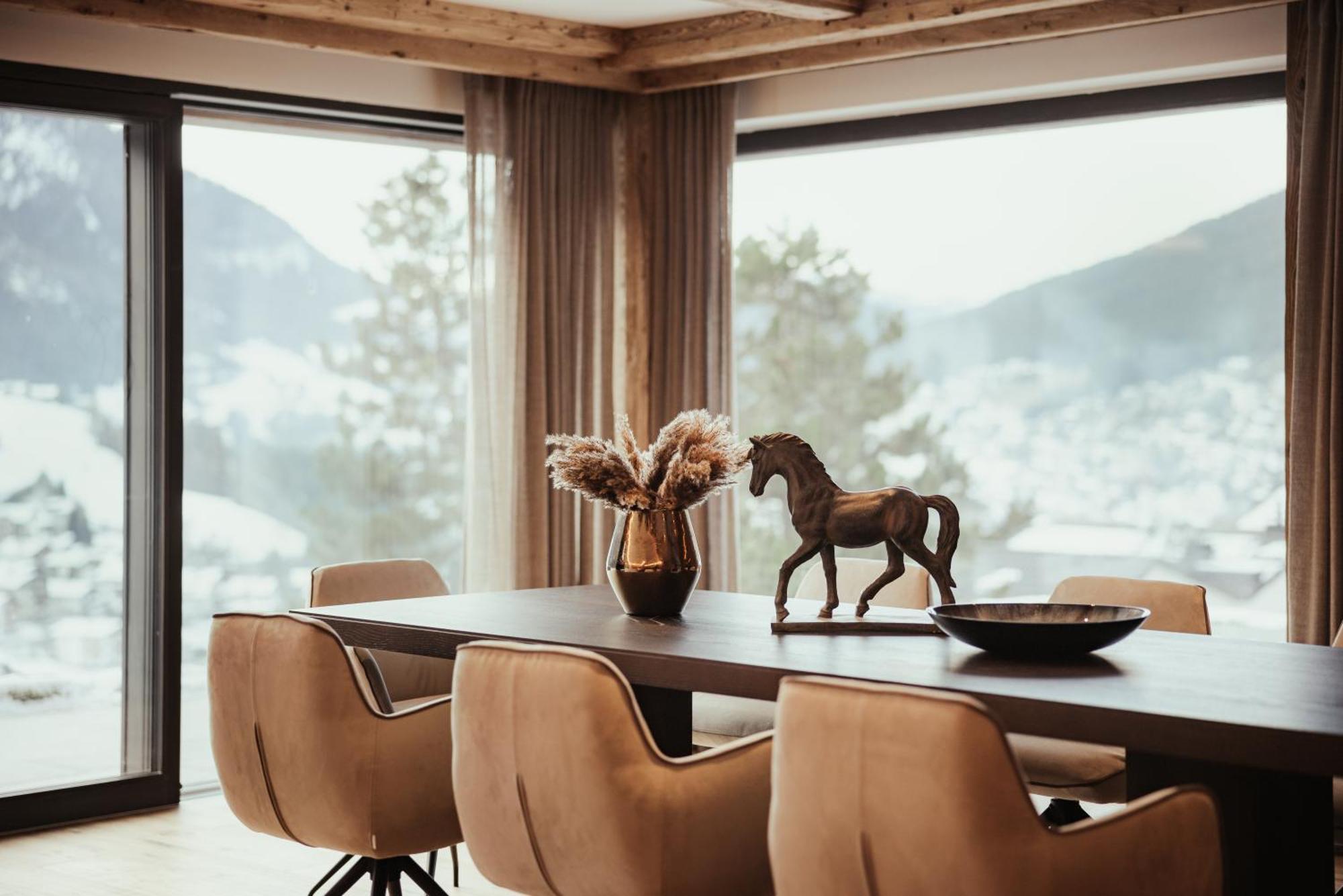 Luxury Chalet P Ortisei Bagian luar foto