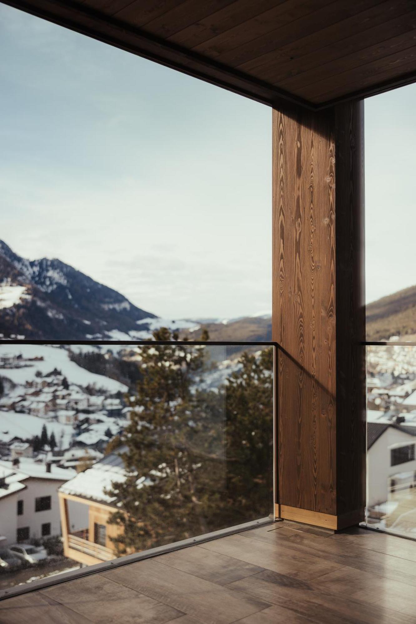 Luxury Chalet P Ortisei Bagian luar foto