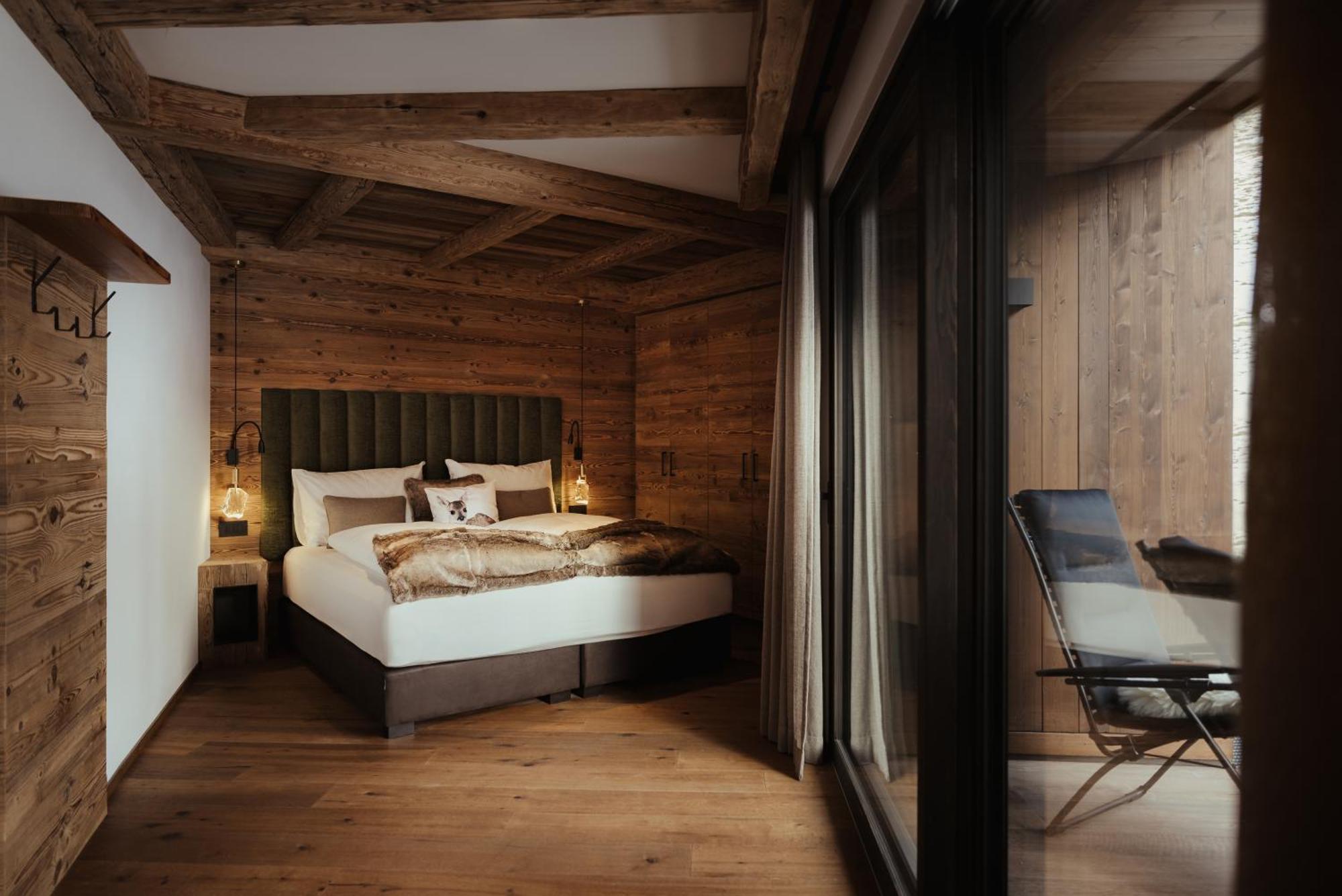 Luxury Chalet P Ortisei Bagian luar foto