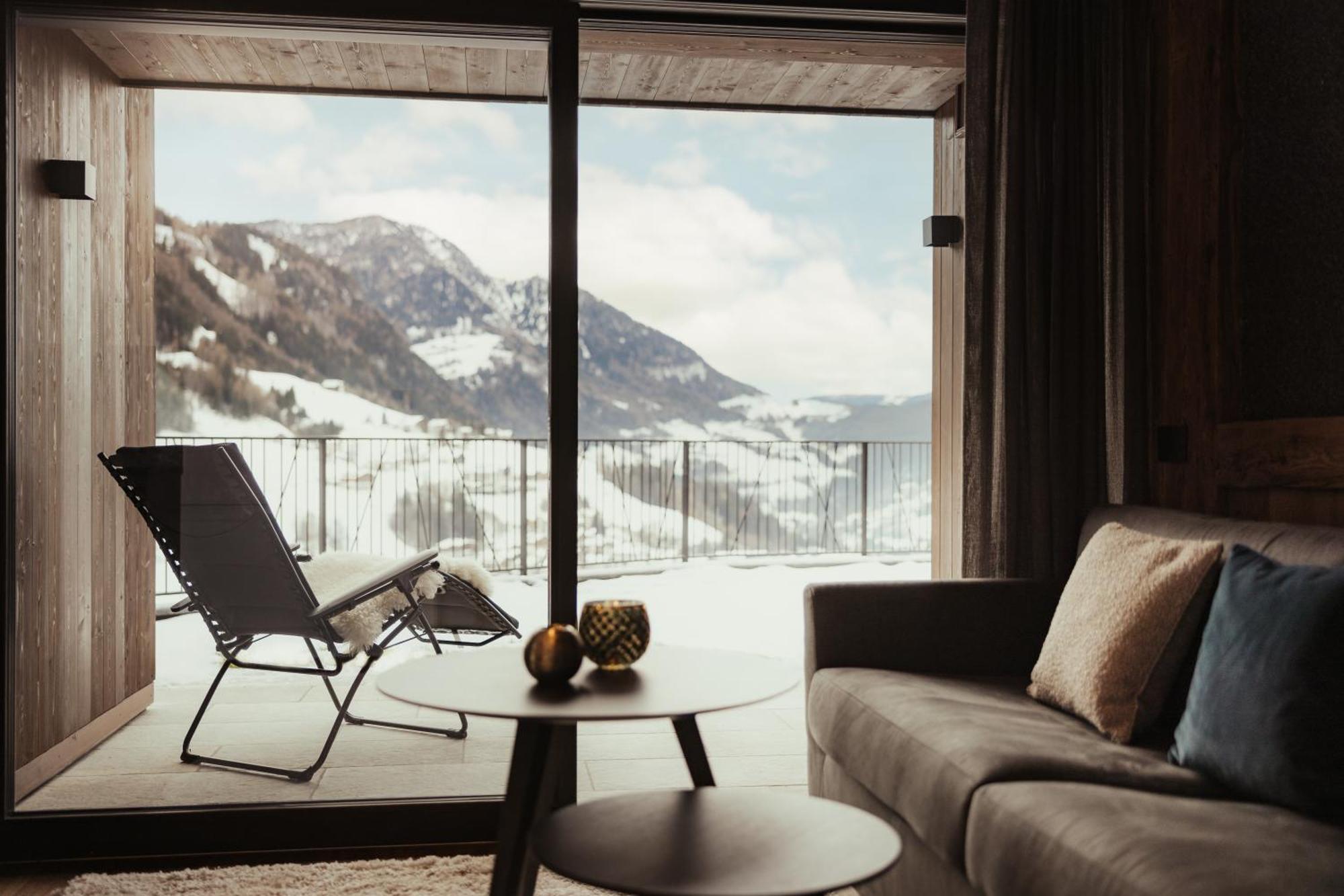Luxury Chalet P Ortisei Bagian luar foto