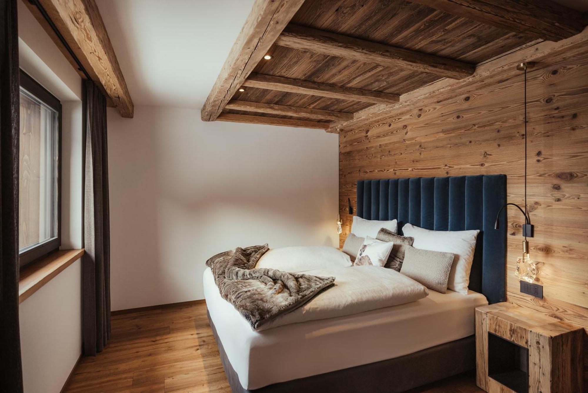 Luxury Chalet P Ortisei Bagian luar foto